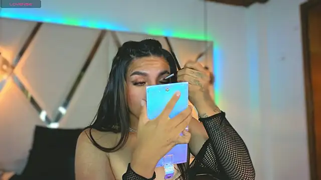 MeelFoxのライブXXXチャット