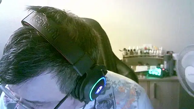 SirAbuser – Live XXX-chat