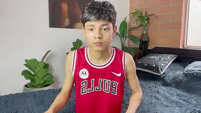 Andy_Belier23 Live XXX-Chat