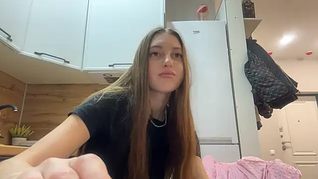 selena_favn Webcam-Show