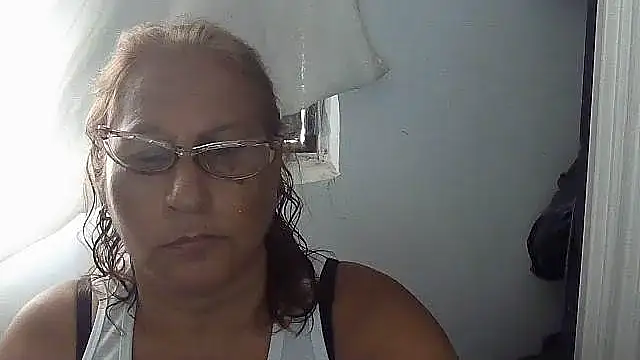 Chat XXX en directo de charrysexy1