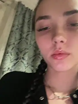 Czat XXX na żywo – HoTMiA666