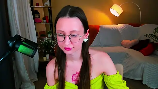 Czat XXX na żywo – YourLovellyStory