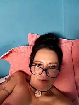 Chat XXX en directo de Lunnaluxcam