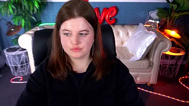 XXX chat uživo modela KristiFoxy