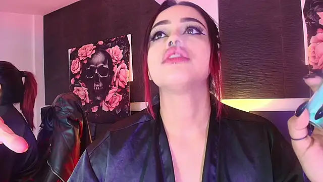 EvaaFoxxy1's Live XXX Chat