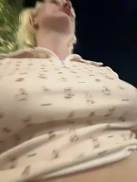 RonnieKissのライブXXXチャット