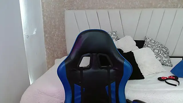 XXX chat uživo modela AliceSmity_