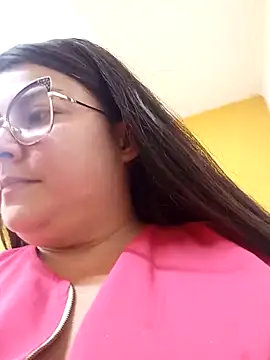 Chat XXX en directo de Bella_diamond01