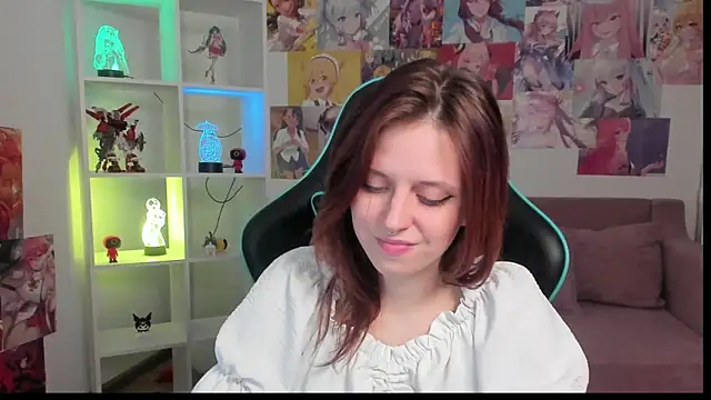 Chat +18 de FreyaVey ao vivo