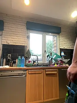 jcv596 Adlı Modelin Canlı XXX Sohbeti