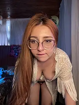 CoraVibes: απευθείας συνομιλία ΧΧΧ