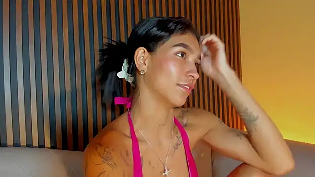 LauraAristizabal Live XXX-chat