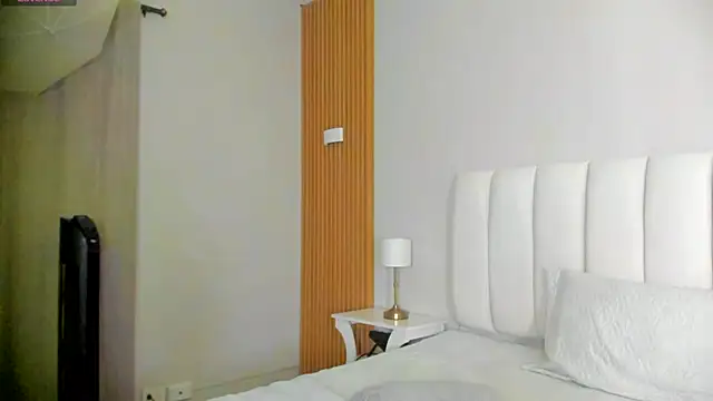 FireGuy_99 Adlı Modelin Web Kamerası Şovu