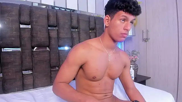 Вебкам-шоу DomenicoRey