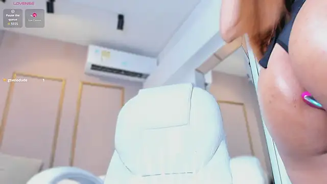 LisaLain Webcam Show