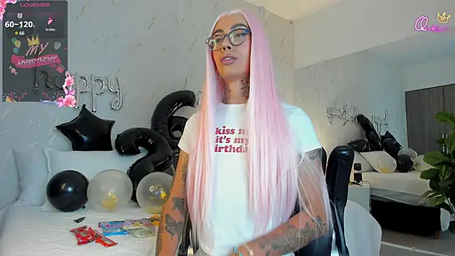 miss_tatiana_: онлайн-секс-чат