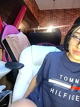 MichaelRossexxxのライブXXXチャット