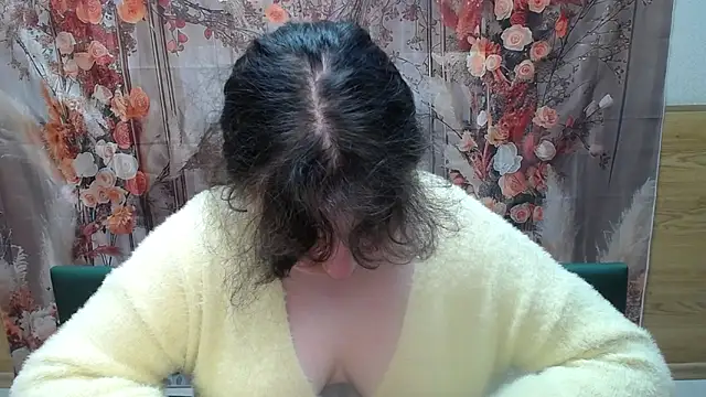 XXX chat uživo modela NeonilaLisova