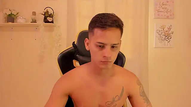 sexy_andres01 Webcam show