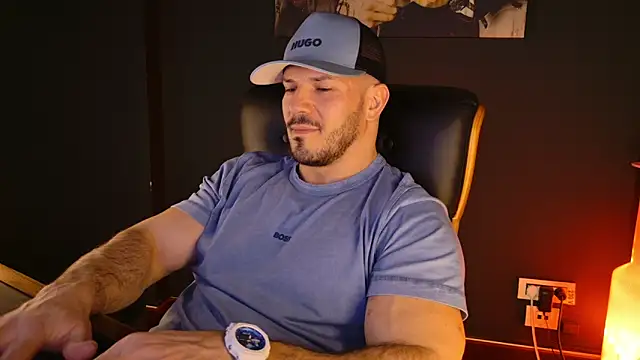 عرض كام AngeloEric