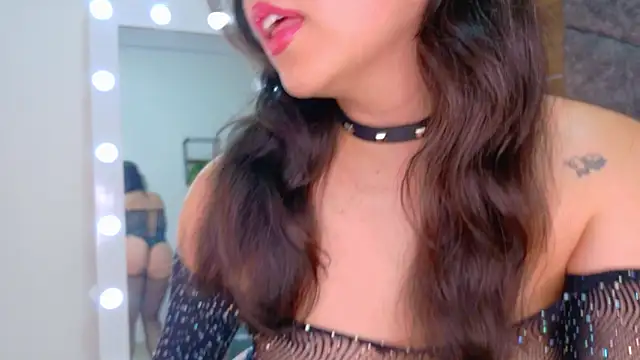 AnnieRouse__ Chat XXX in diretta