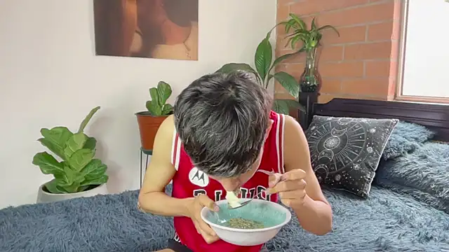 Andy_Belier23 Chat XXX in diretta