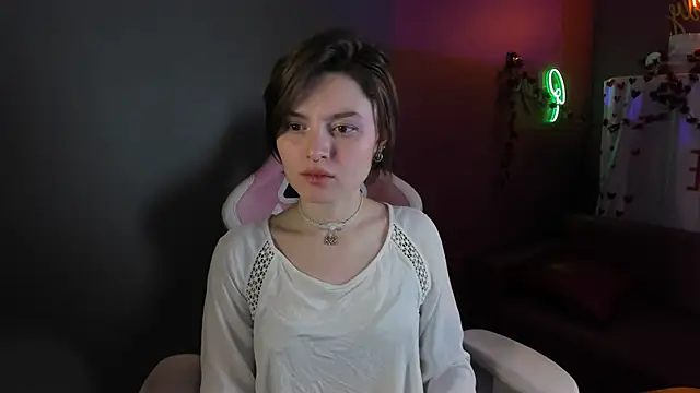 Siren_Vibe Adlı Modelin Canlı XXX Sohbeti