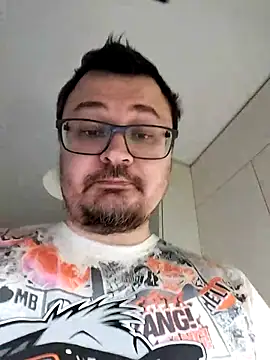 Chat XXX en directo de SirAbuser