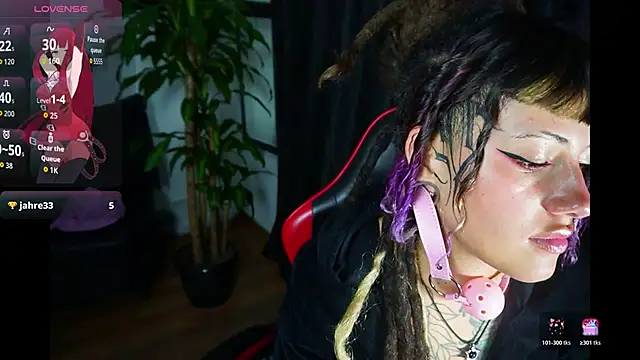 _sharlotte777 Adlı Modelin Canlı XXX Sohbeti