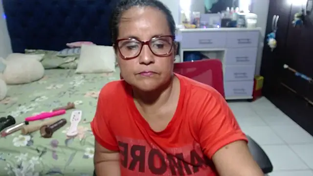 Show webcam de pervert_mommy_