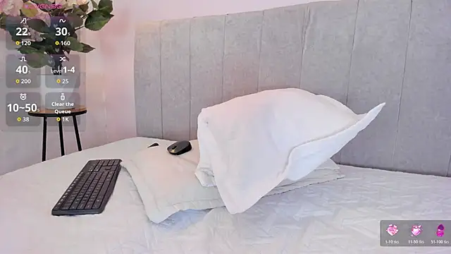 rawiya: διαδικτυακό σόου στην κάμερα