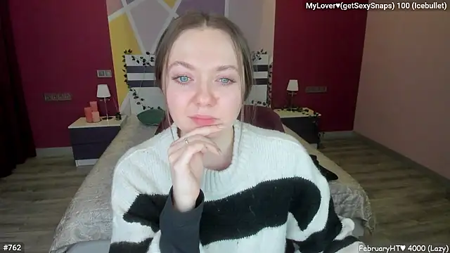 LizaGost Adlı Modelin Canlı XXX Sohbeti