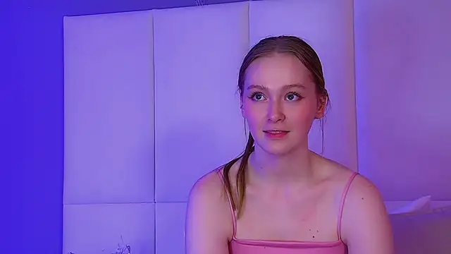 AgataFoxley webcam show