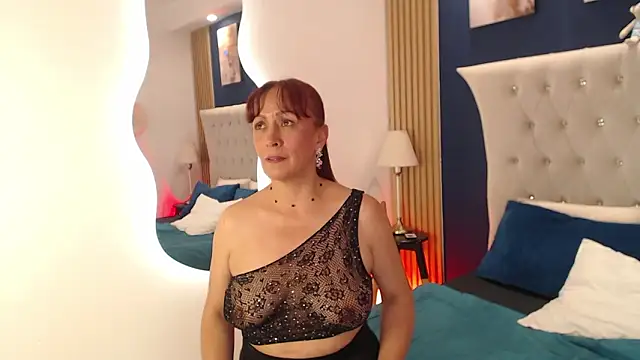 Chat +18 de GloryShine ao vivo