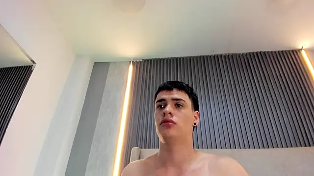 BenitoSaenz Show Webcam