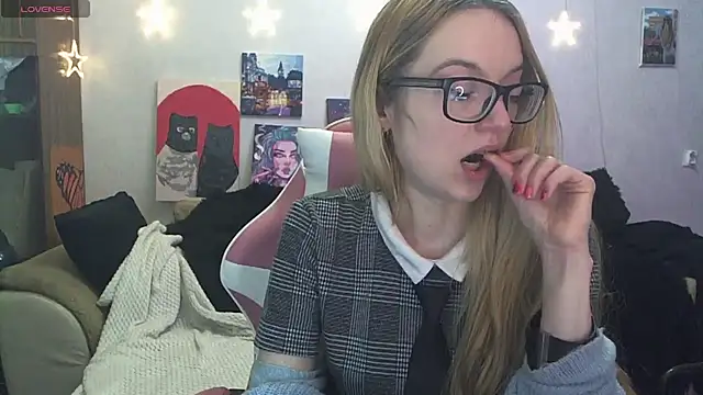 SecretSophia Adlı Modelin Canlı XXX Sohbeti