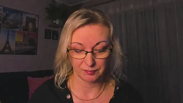 Show de vanessa_chat na webcam