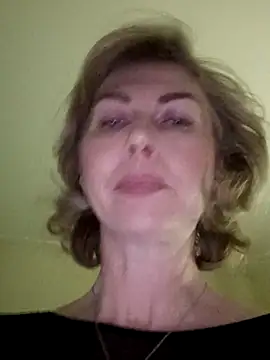 stellahere8: απευθείας συνομιλία ΧΧΧ