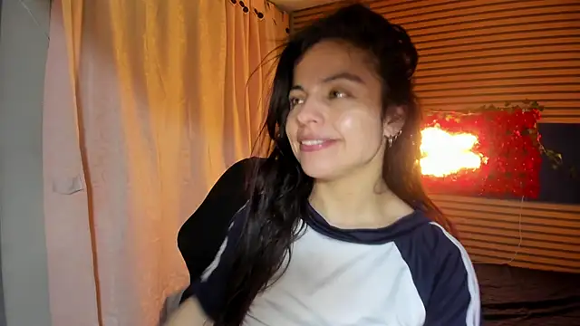 rosse_2504 – Naživo XXX chat