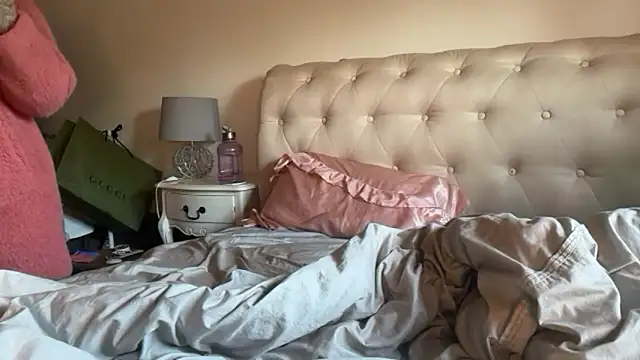 blissdimicco Show in webcam