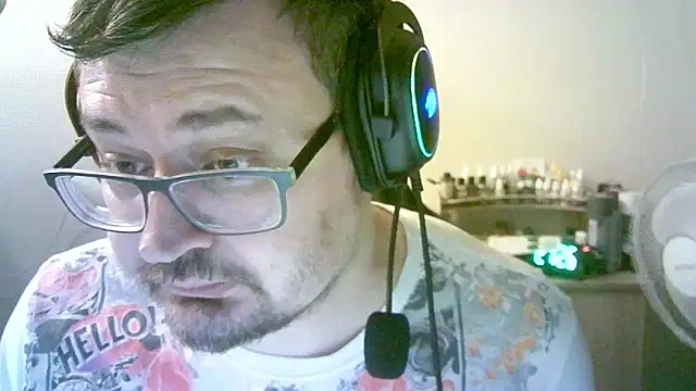 Chat XXX en directo de SirAbuser