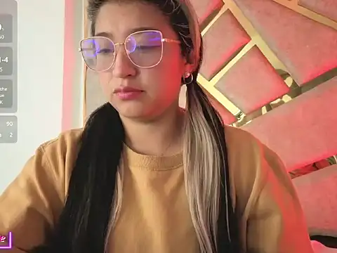 Chat +18 de Dahiana_Dmour_ ao vivo