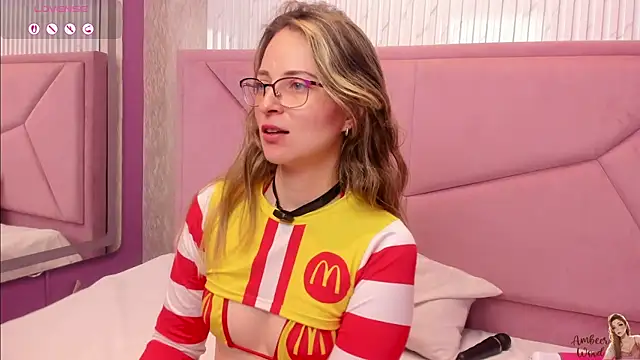 Živý XXX chat AmbeerWood_