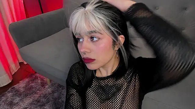 XXX chat uživo modela flower_smith_