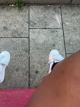 XXX chat uživo modela nanaisbackk