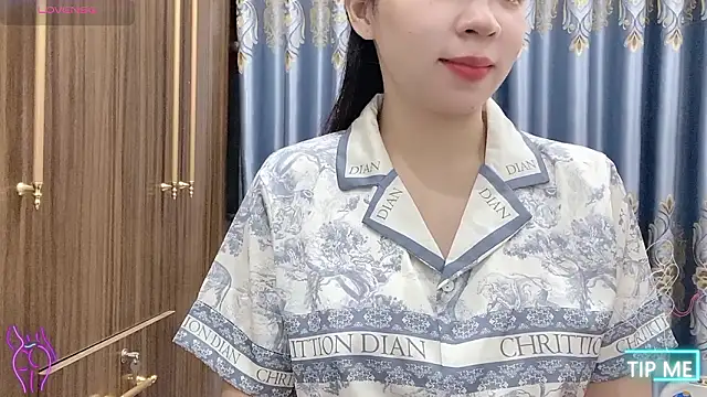 Chat XXX en directo de shishi_101