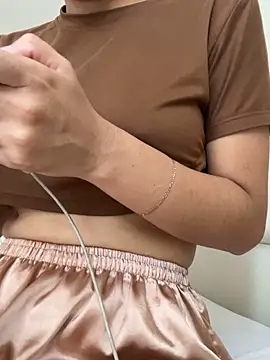 Chat +18 de DulceMya ao vivo