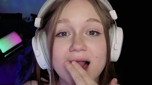 แชท XXX สดของ cowgirlclicker