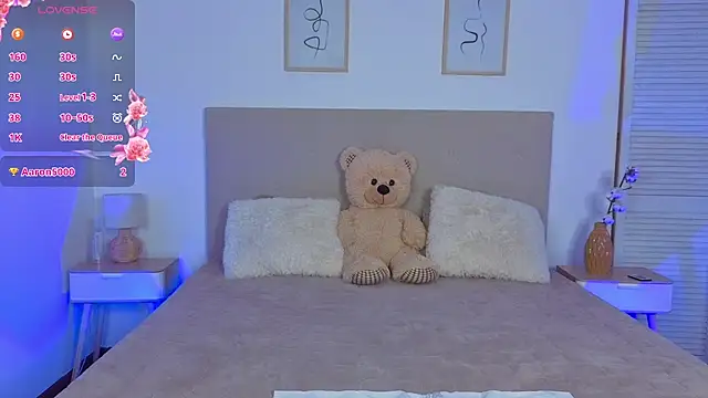 bubblegum1_ élő XXX-chatje